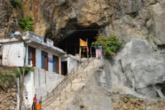 Vaishno Devi Patnitop Shivkhori Tour Package - The Traveling Spirit Tours & Travels - travelingspirit.in